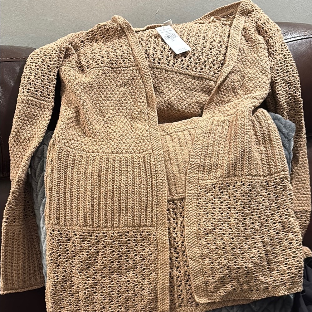 American Eagle Outfitters Tan Cable Knit Cardigan